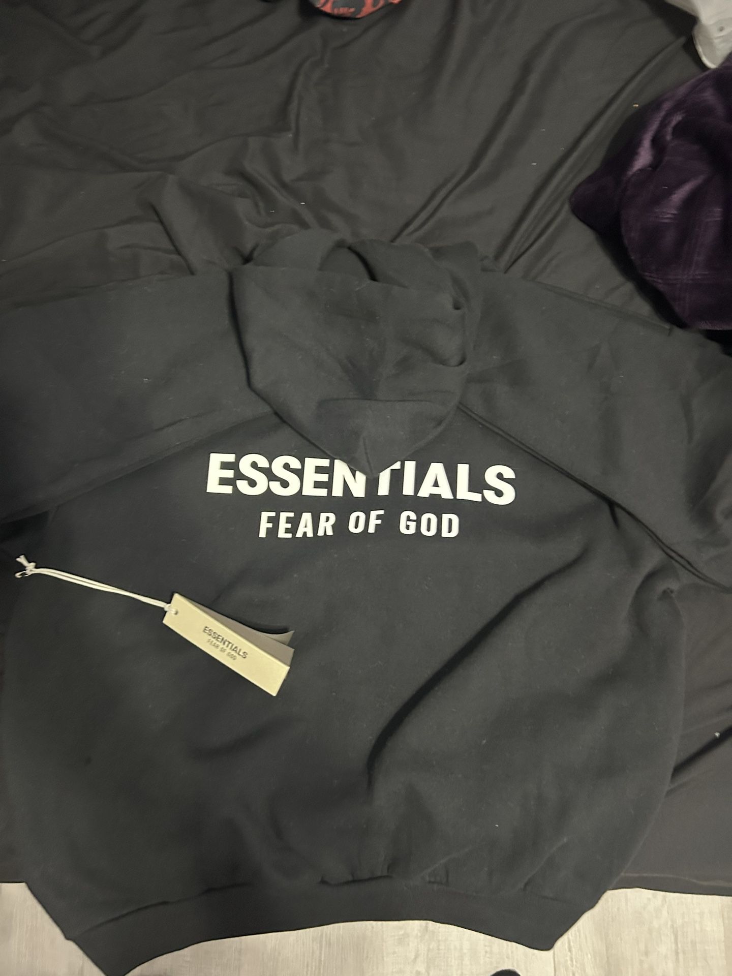 Essential Hoodie Man Small