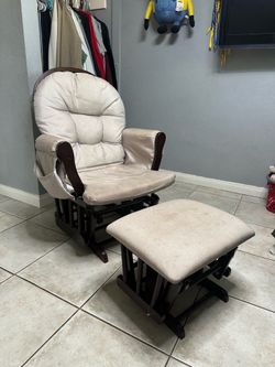 Glider Rocking Chair with Ottoman