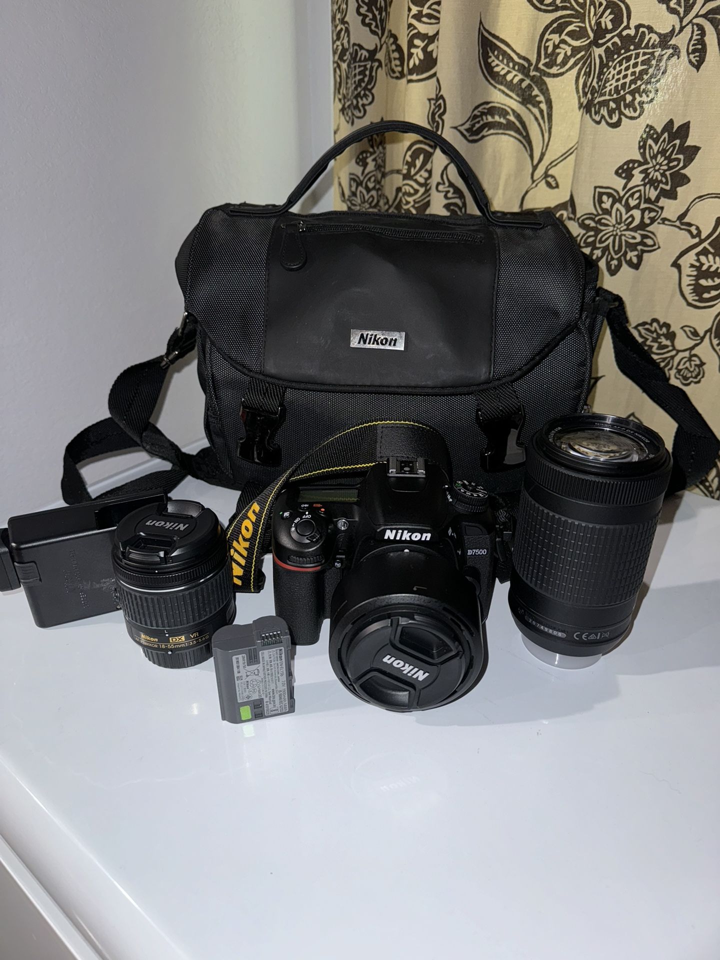 Nikon D7500