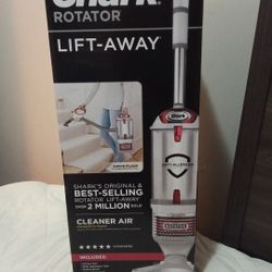 NEW SHARK PROFESSIONAL ROTATOR LIFT AWAY VACUUM 