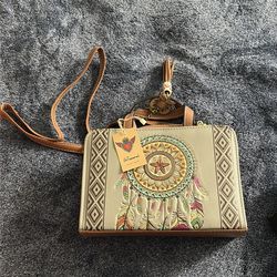 Brown Artesanal Hand Bag