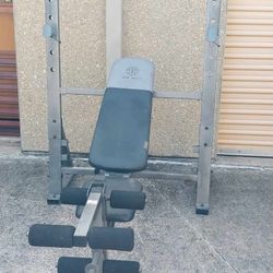 Weight Bench 
