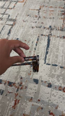 Saint raulen  glasses