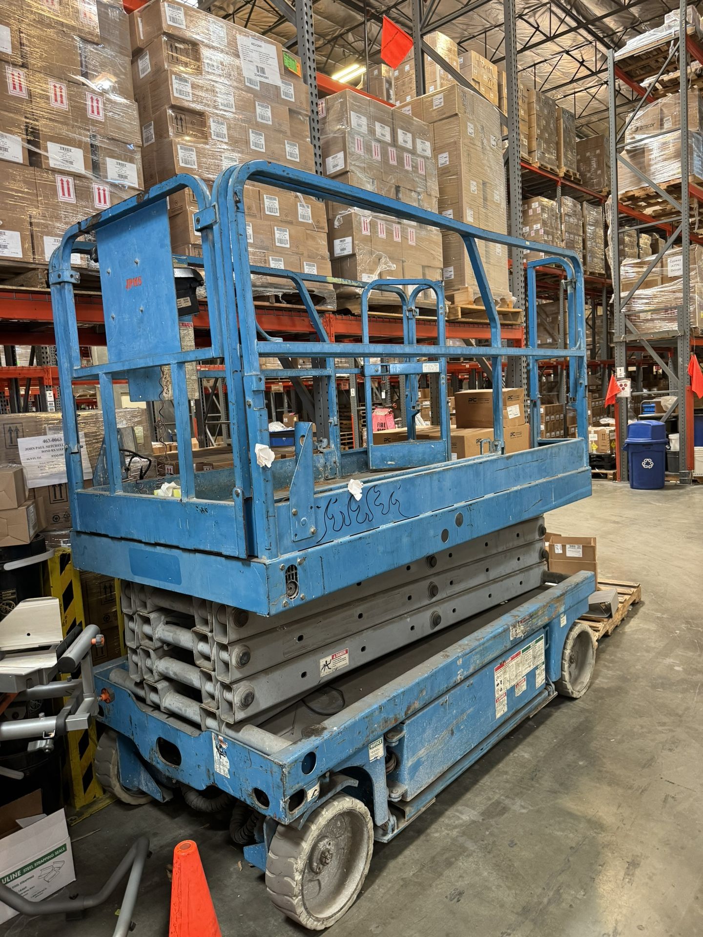GENIE SCISSOR LIFT GS2646 NEED GONE