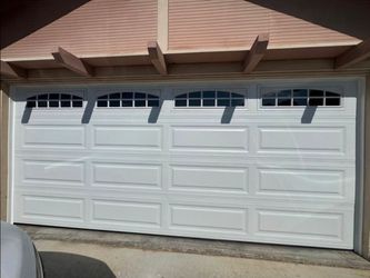 Garage Doors 🚪