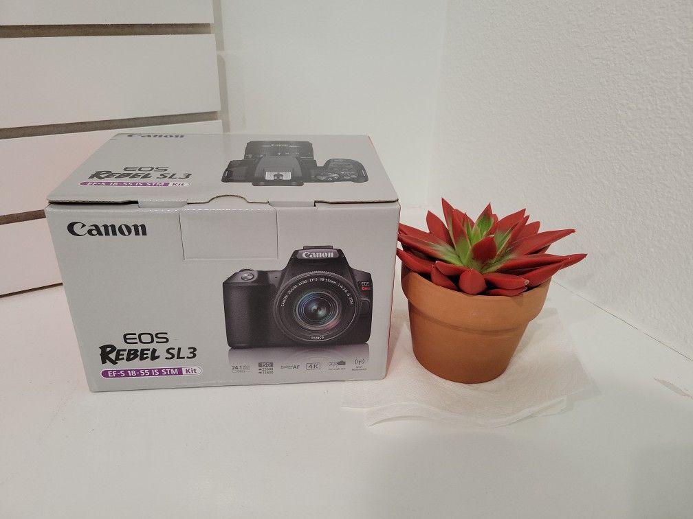 Canon EOS Rebel SL3 EF-S 18-55 IS STM Kit ☆ Great Starter Camera ☆