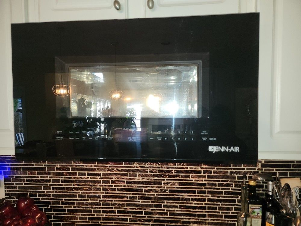 JENN AIR Over-the-Range Microwave