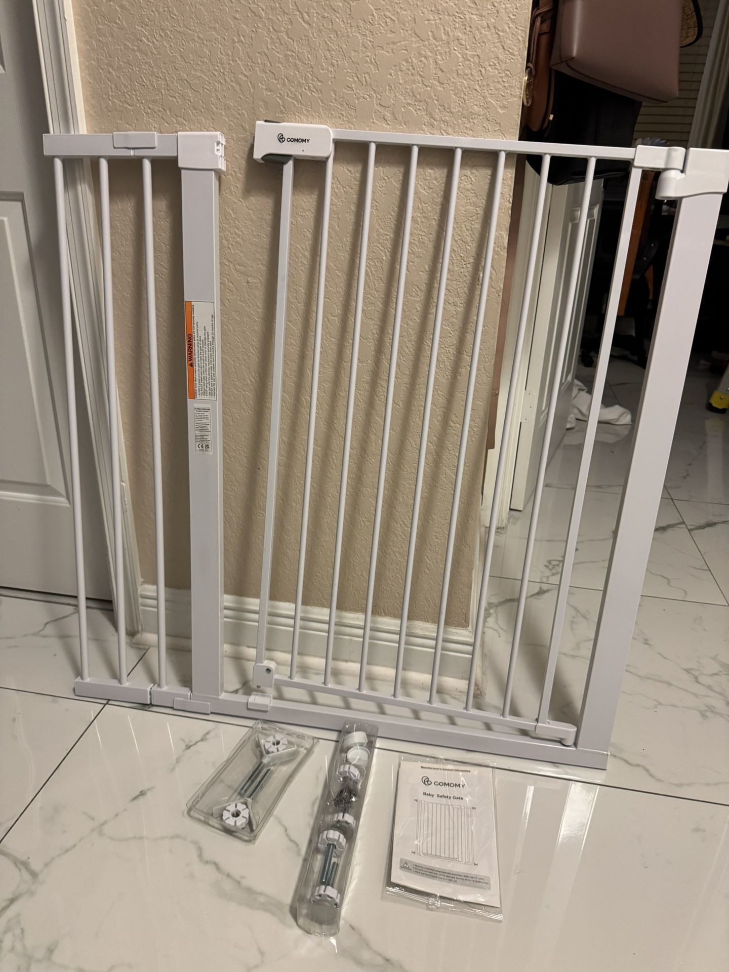 COMOMY 36" Extra Tall Baby Gate for Stairs Doorways, Fits Openings 29.5" to 48.8" Wide, Auto Close Extra Wide Dog Gate for House, Pressure Mounted Eas