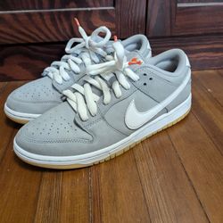 Nike SB Dunk Grey Gum 