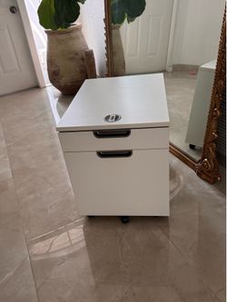 Ikea Galant White 2-Drawer Mobile Filing Cabinet with Lock