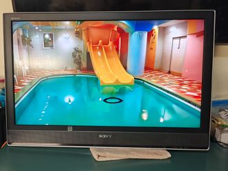 Sony Bravia KDL-40V2500 40-inch LCD TV