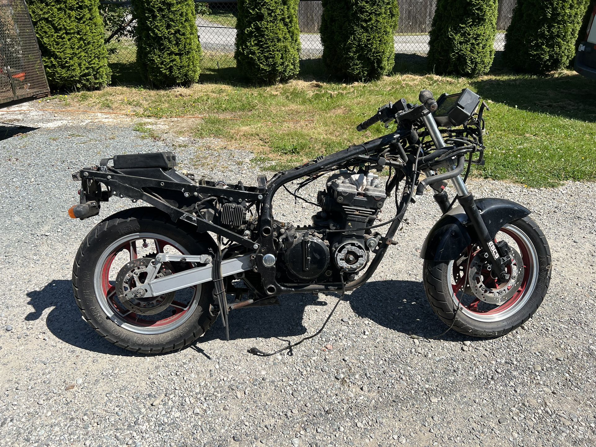 1989 Ninja 600r **Project Bike**