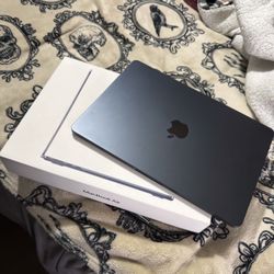 M4 Macbook Air 13” 2025