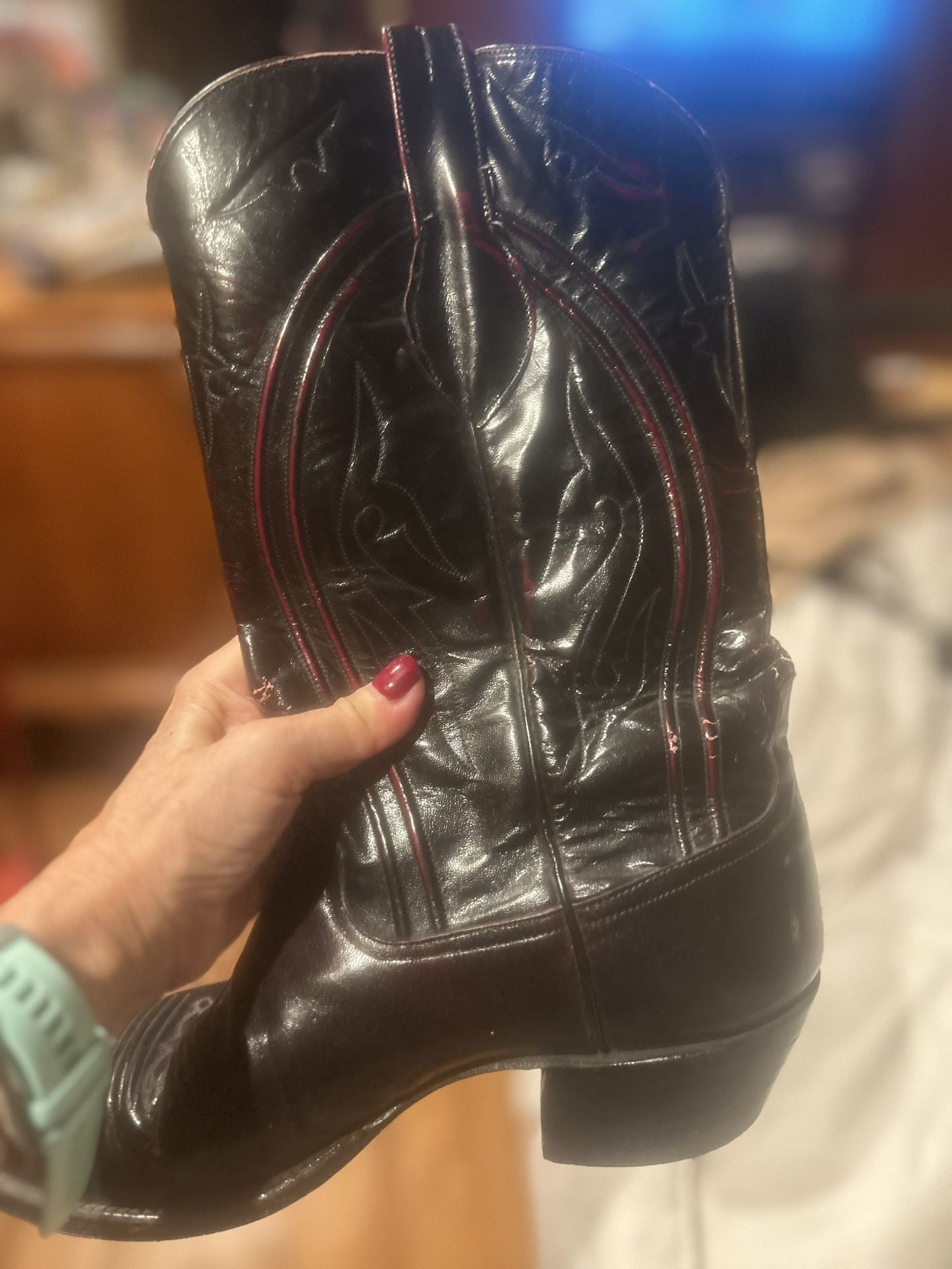 Genuine Leather Men’s Cowboy Boots 