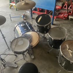Drum Set 