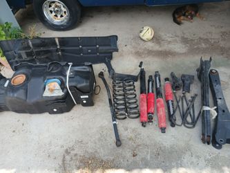 Ford 250 Suspension And Gas Tank Will Fit2023 -24