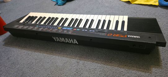 Yamaha portable keyboard piano