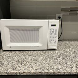 Small Microwave 