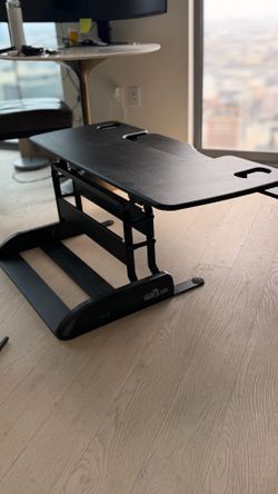 Portably standing desk (open to offers)
