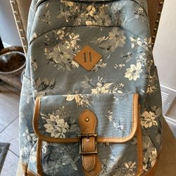 Pottery Barn Large Northfield Blue Camilla Floral Backpack