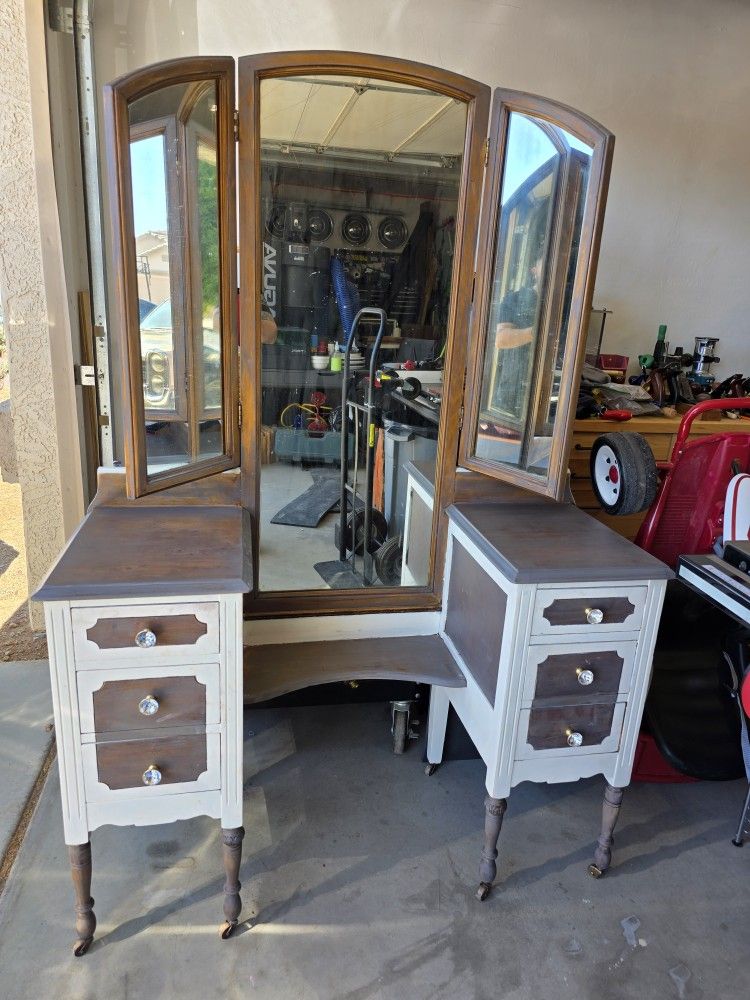 Antique Vanity 3 Mirror