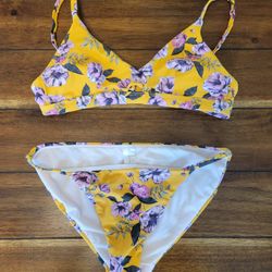 No Boundaries Yellow Floral Bikini Swim Set Medium 