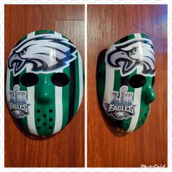 EAGLES SUPERBOWL MASK MEMORBILLIA