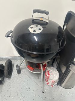 Weber® Original Kettle™ Grill