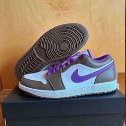 Air Jordan 1 Low Purple Mocha Palomino Wild Berry White 553558-215 Men's Size 9 Brand New 