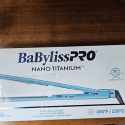 Babyliss PRO Nano Titanium Ultra Thin Flat Iron 