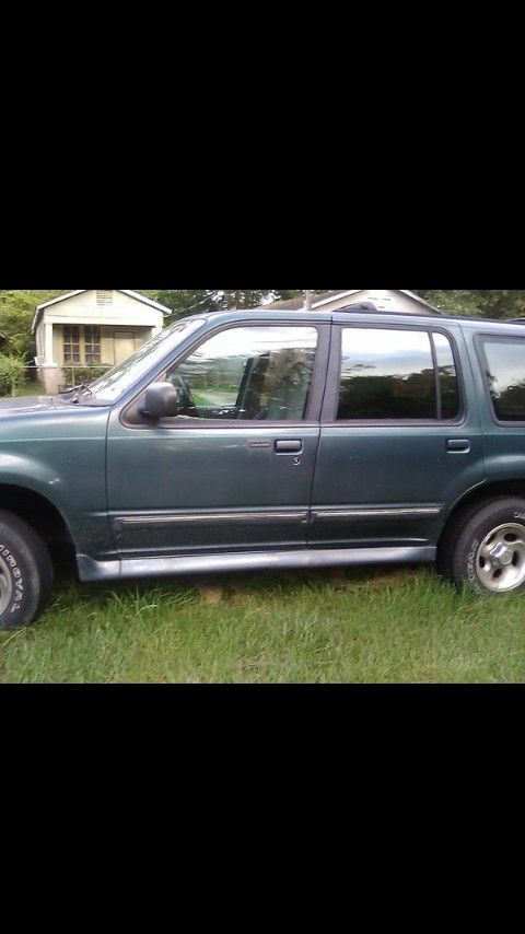 1996 Ford Explorer