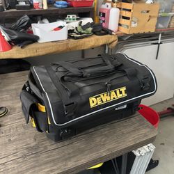 Dewalt Duffel Bag