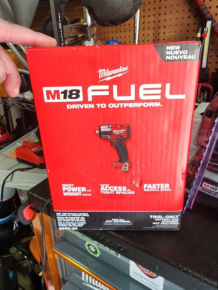 M18 Milwaukee Mid Torque Impact Wrench
