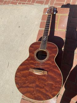 Ibanez EW20ASNT1201 Exotic Wood Series Acoustic Guitar Natural Quilted Ash