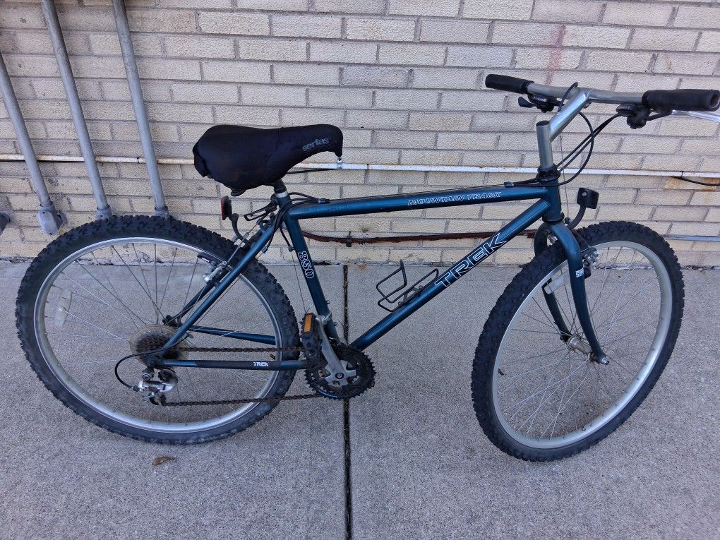 Trek #850 Mountain Track (Bike)