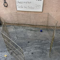 Pet Play Pen 24”x 24” 8 Panels  With Door.