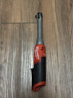 Milwaukee M12 Fuel 3/8 Extended Electric Ratchet