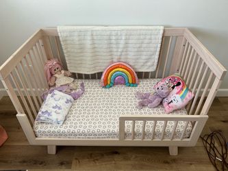 3-1 kids crib bed **FREE**