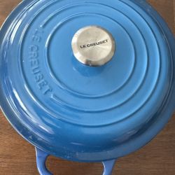Le Creuset Signature Dutch Oven $100