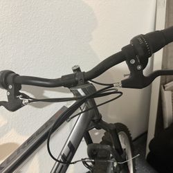 24" Huffy Rock Creek Mountain Bicycle, 12 to 19 Years Old, 18-Speeds, Grey