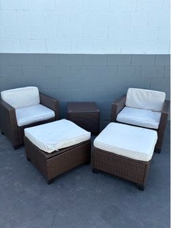 5-Piece Wicker Patio Set – 2 Chairs, 2 Ottomans & Table