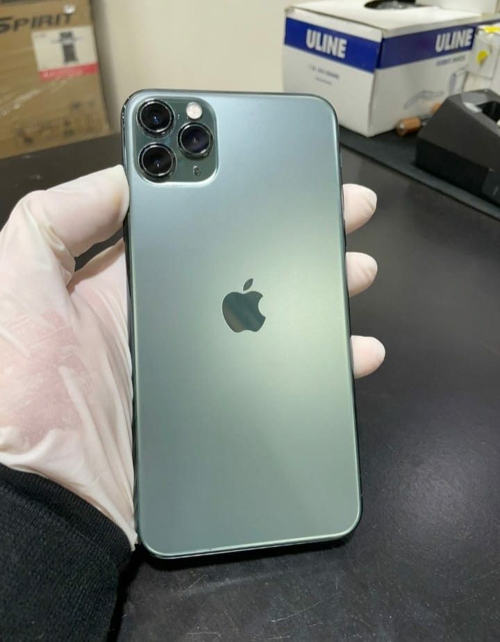 Apple IPhone 11pro Max 64gb Unlocked 