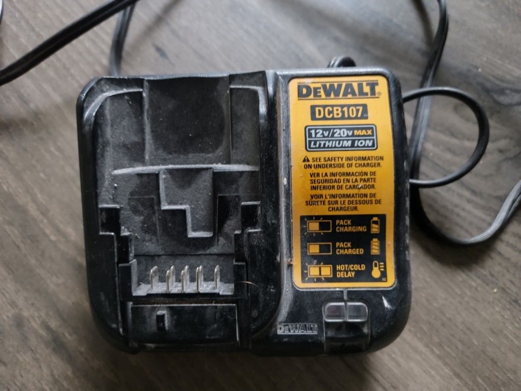 DeWalt Battery Charger 