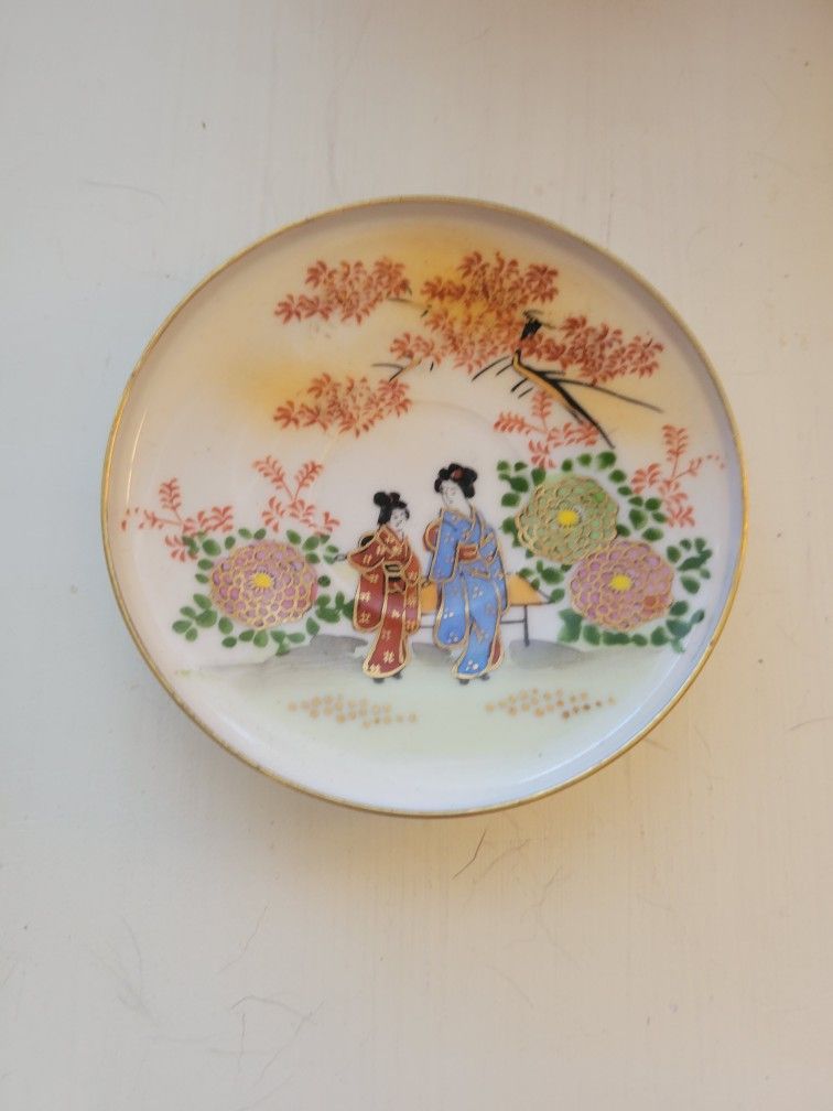 Hand Painted Japanese Porcelain Trinket Plate