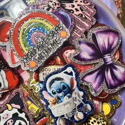 30 Large Acrylics For DIY Badges Keychains Pens