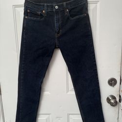 Levis 502. Size 32 X 30 Condition 9 $20