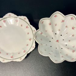 Victoria Austria Antique 1910s Berry Bowl Colander Underplate, 8x3”
