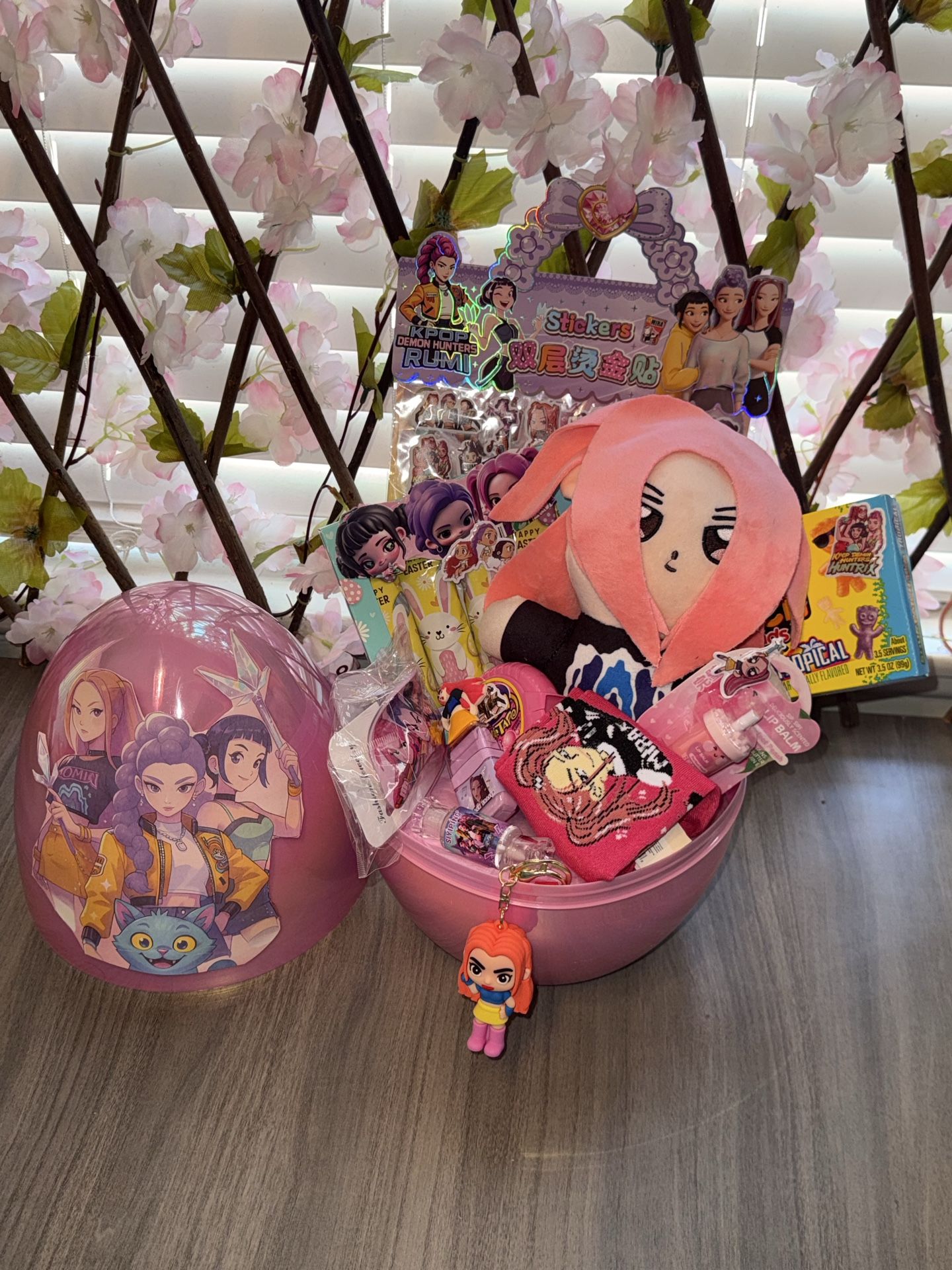 K-pop demon hunter basket