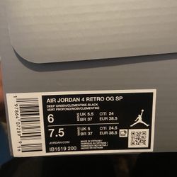 Air Jordan 4(undefeated)