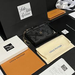 CARD HOLDER WALLET LV